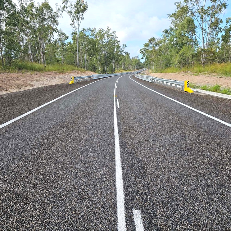 Booyal-Dallarnil Road with line marking